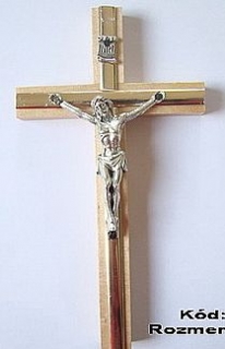 Kríž svetlý so zlatou lištou 